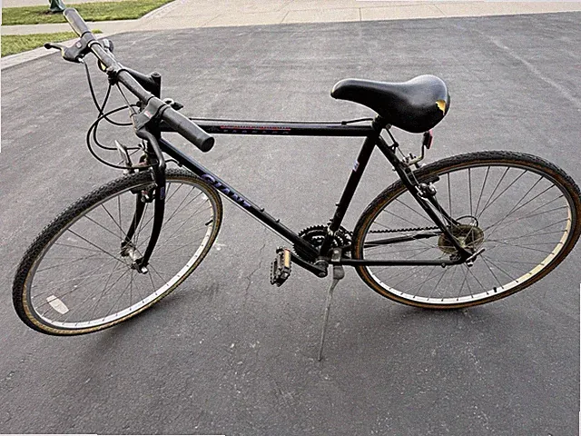 1990s Giant AFS Farrago Hybrid Bike Steel Triple 700cc