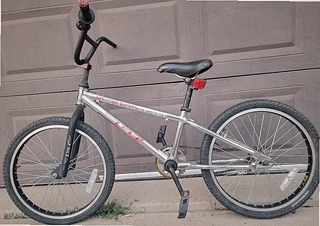 GT Mach One Expert Bicycle 18" Junior BI-1318 Kids 90's Chrome Vintage -- READ