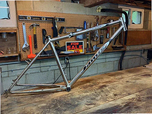 Jamis Dakota XC 26er | 17" C-T | Brushed Reynolds 631 Steel | Canti/Disc Brakes
