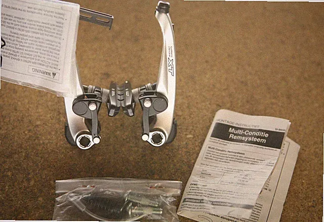 Oldschool NOS NEW Shimano Deore XT cantilever V-brakes calipers set BR-M760