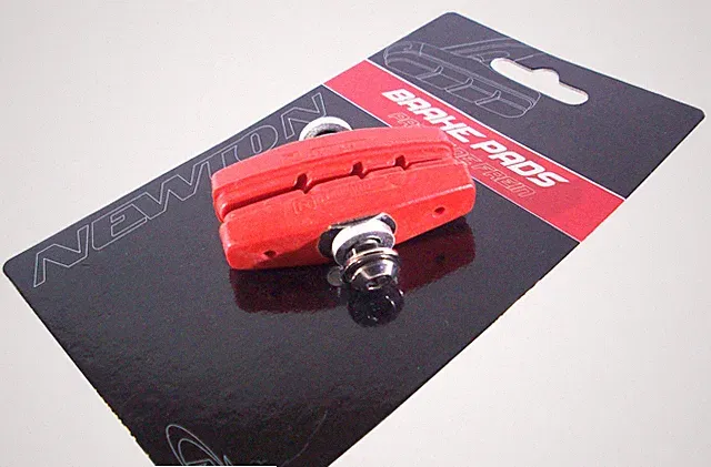 PAIR RED BRAKE BIKE BLOCKS 50MM PAD VINTAGE CITY RUBBER BLOCK SHOES FIXIE BMX
