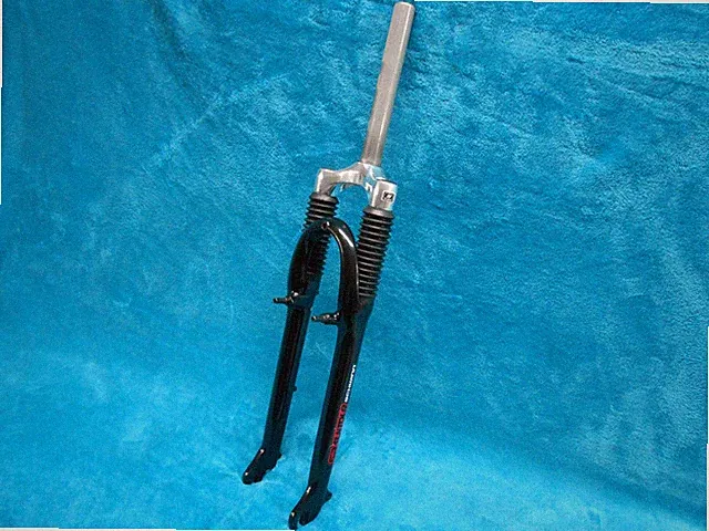 SR Suntour 700c Hybrid Suspension Fork 1 1/8 x 210mm Threadless QR Canti V Brake