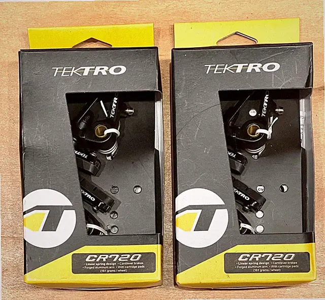Tektro CR720 Cantilever Brakes F/R Set – Black – New in Box – Complete Bike Set